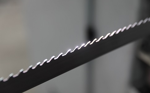 河池双金属带锯条产生切削噪音的原因具体有哪些？